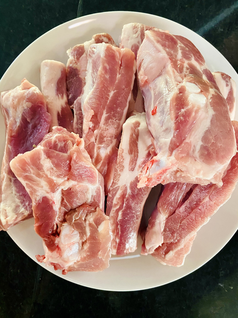Raw pork ribs