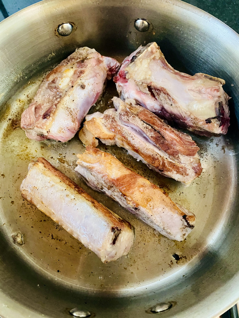 Pork ribs browning