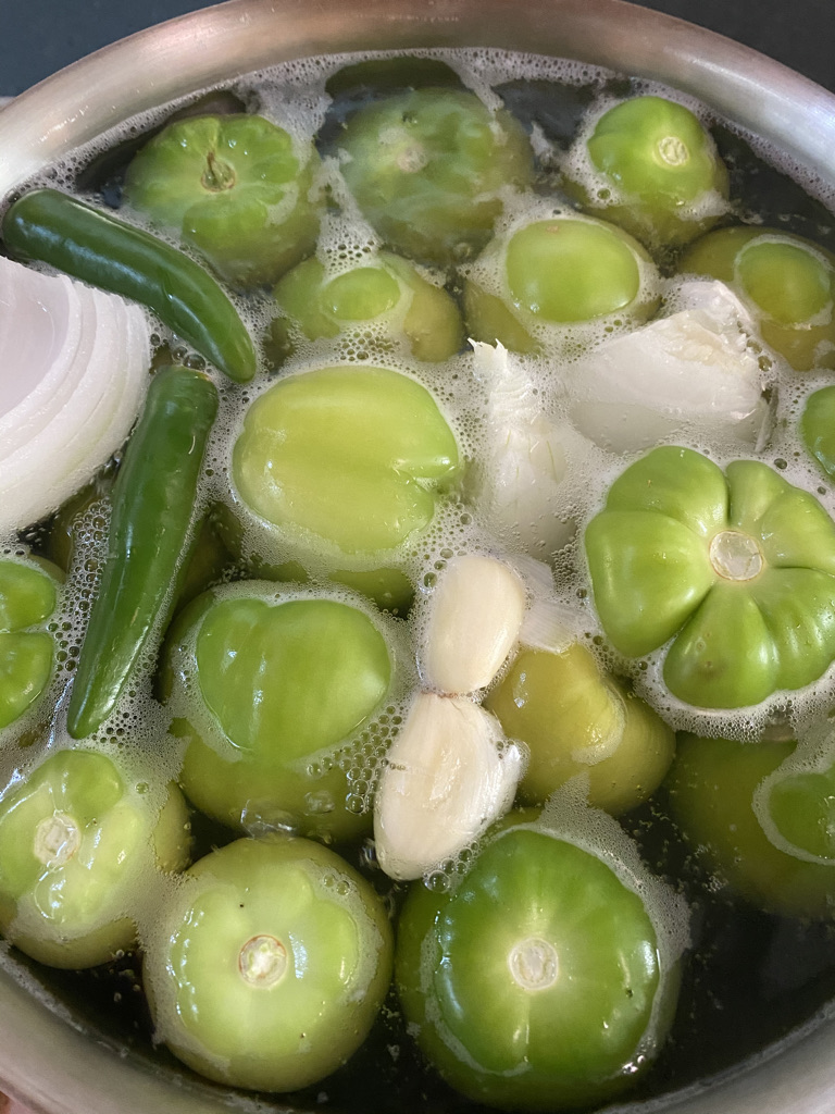 Salsa Verde Boiling