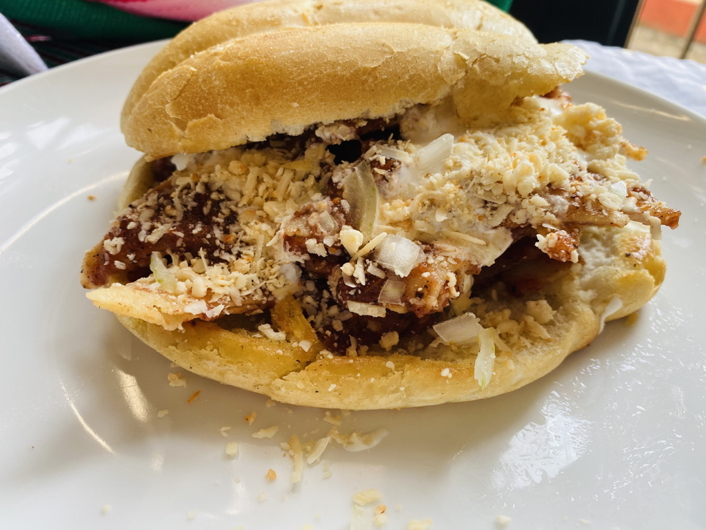 Torta de Chilaquiles