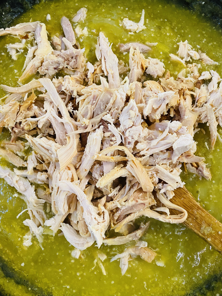 Shredded chicken in salsa verde