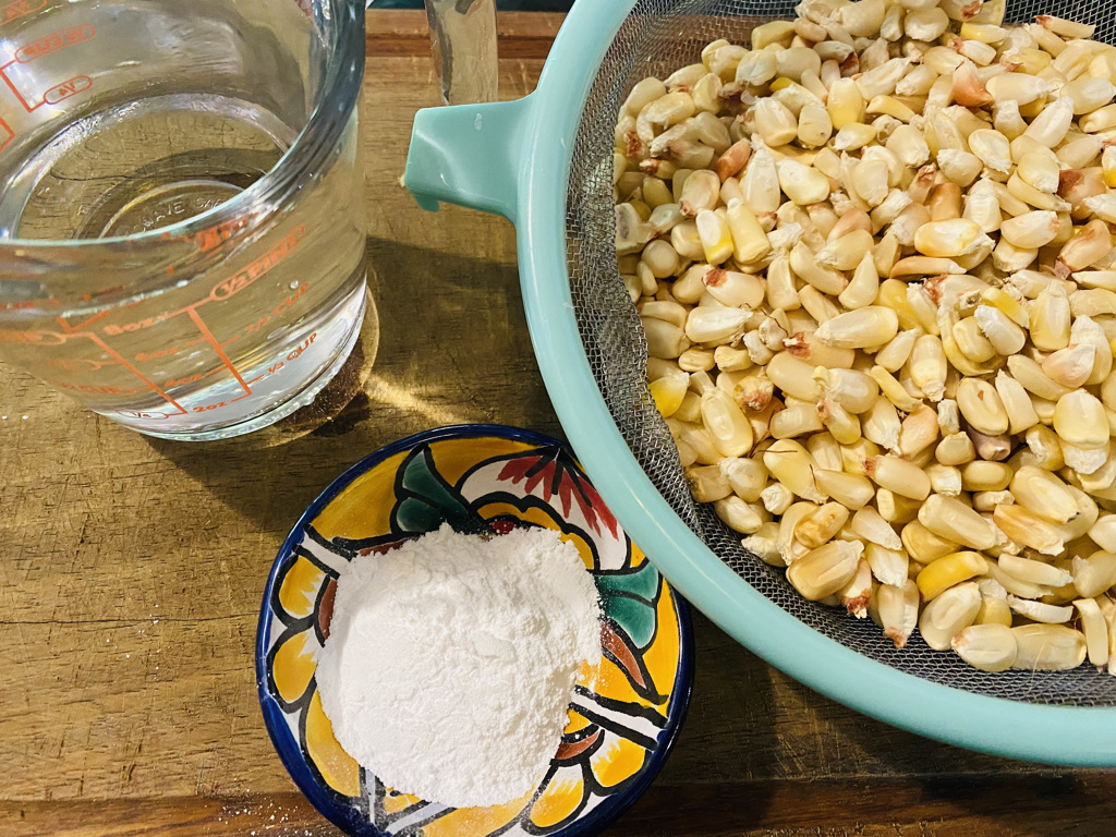 Ingredients for making nixtamal