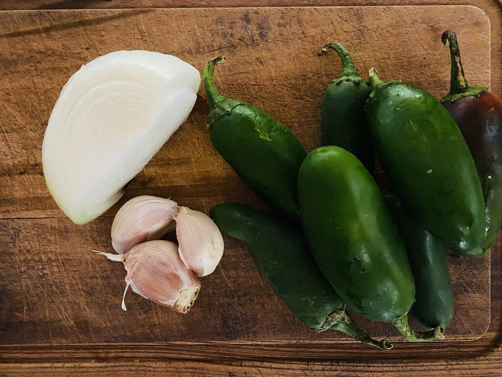Creamy jalapeño salsa ingredients