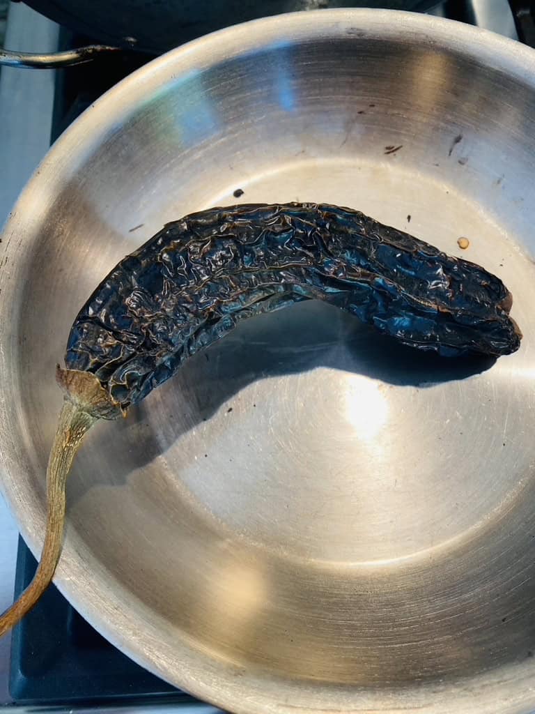 Toasted pasilla chile