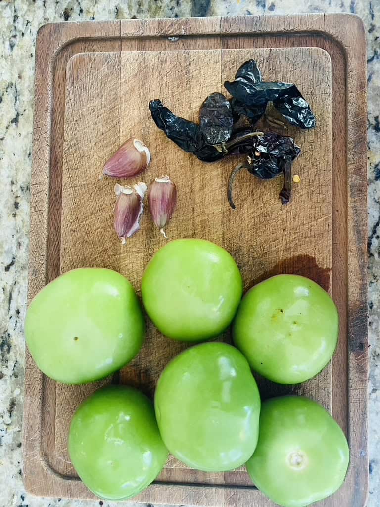 Chile morita and tomatillo salsa ingredients